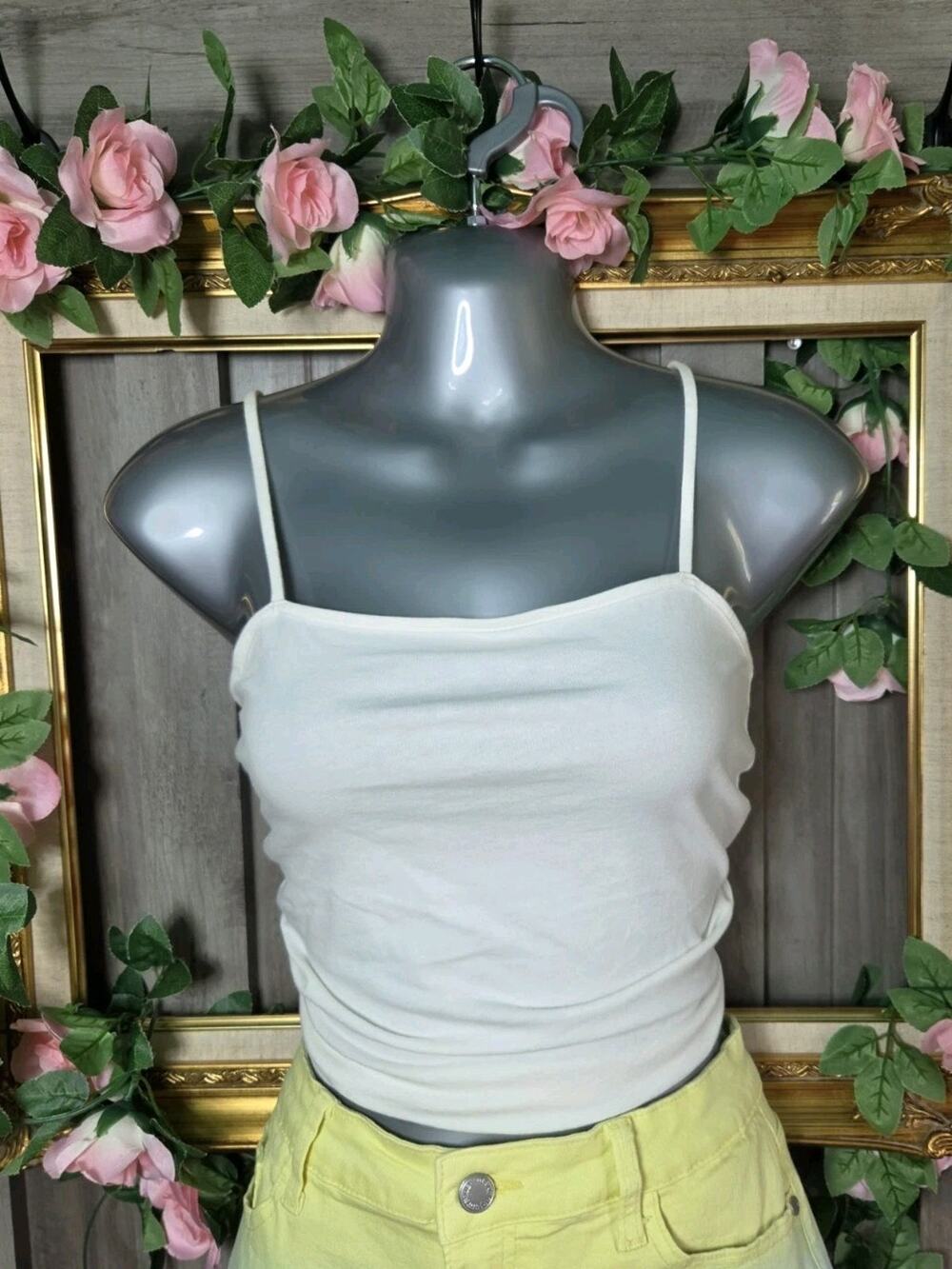 Wild Fable y2k White Cami Tank Top Womens Medium Spaghetti Strap Stretch Basic